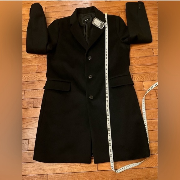 Express Brand New Men's Black Wool-Blend
Overcoat. Size Medium - Picture 16 of 16